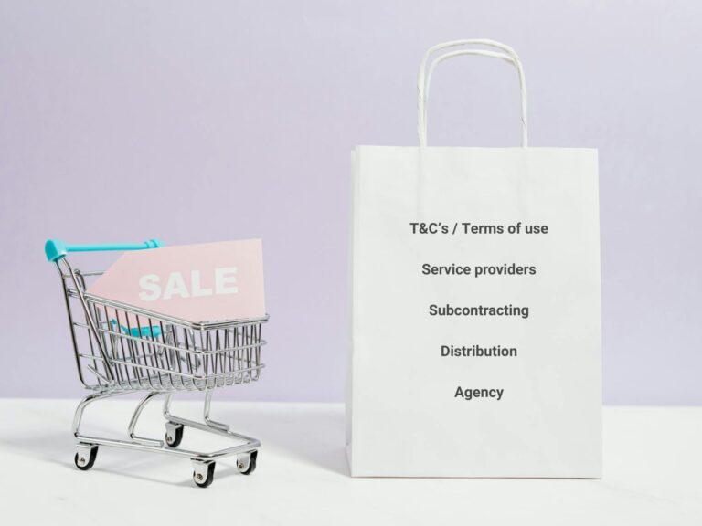 Contracts Lawyer France